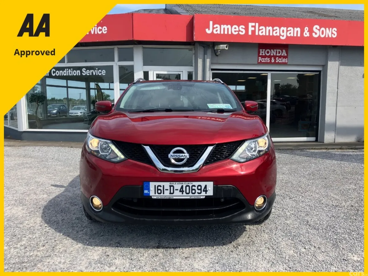 Nissan Qashqai MPV, Diesel, 2016, Red