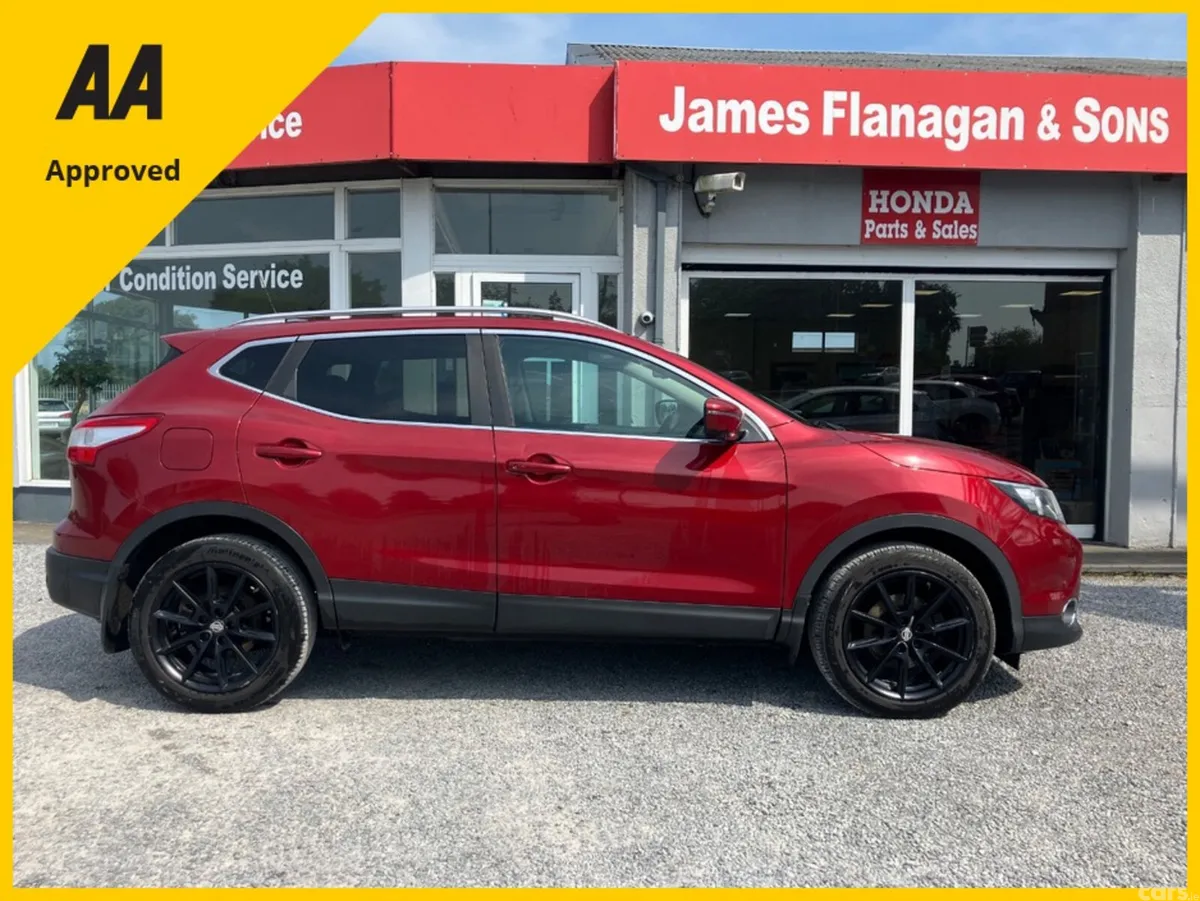 Nissan Qashqai MPV, Diesel, 2016, Red
