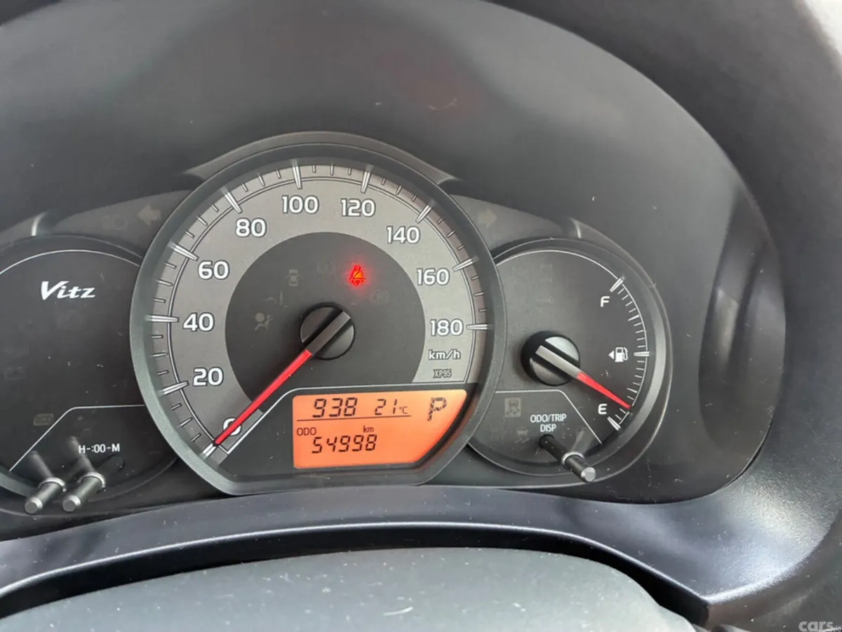 Toyota Vitz Hatchback, Petrol, 2016, Blue