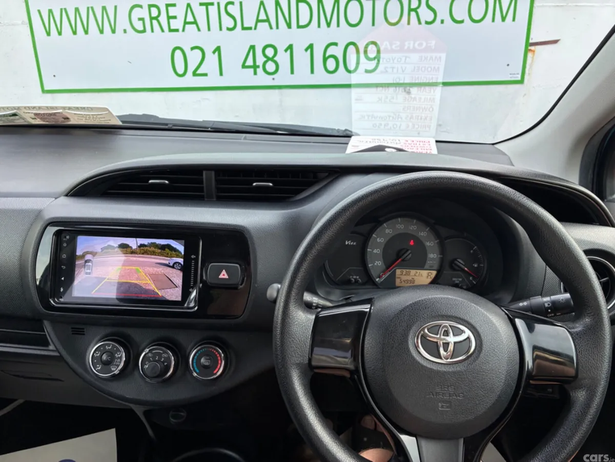 Toyota Vitz Hatchback, Petrol, 2016, Blue