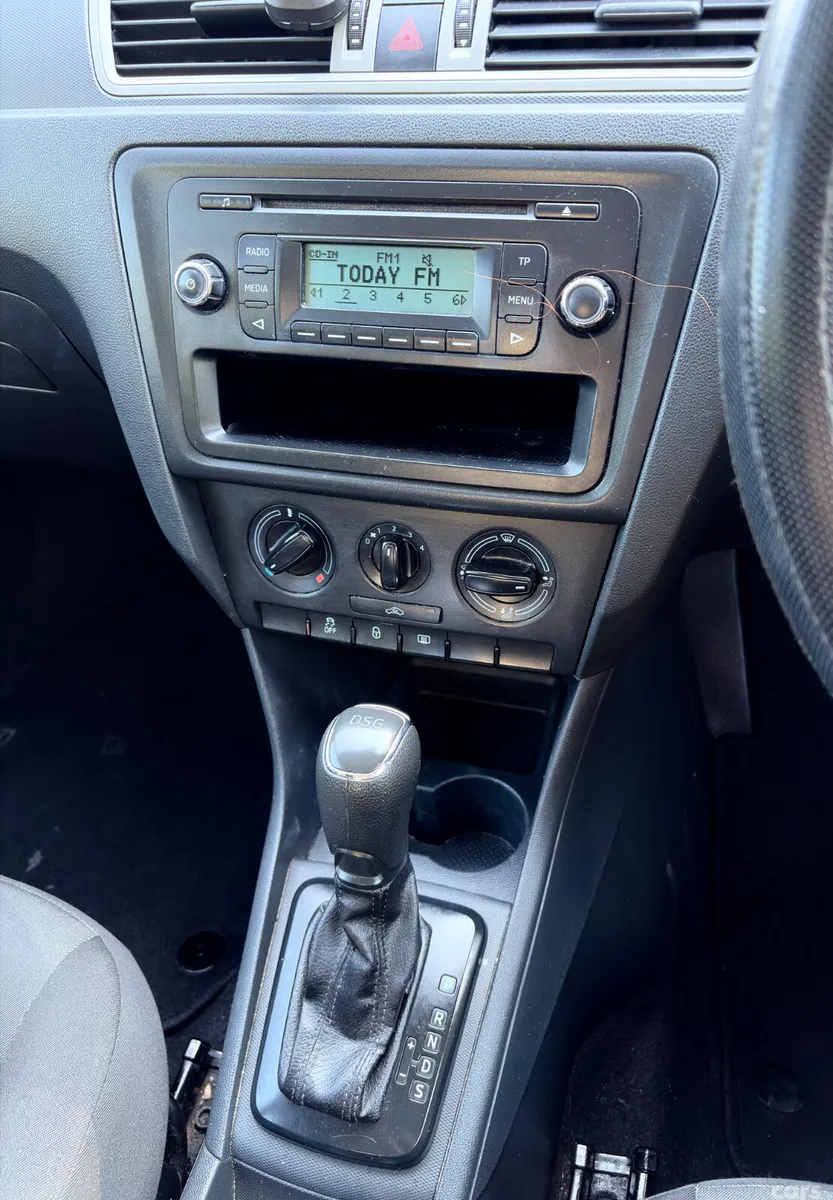 Skoda Rapid Hatchback, Diesel, 2014, Black