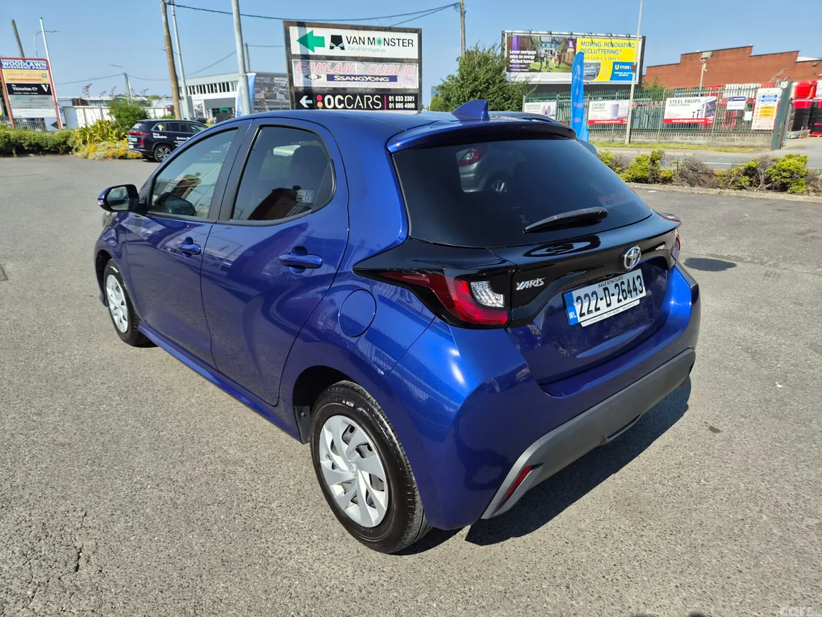 Toyota Yaris Hatchback, Petrol, 2022, Blue