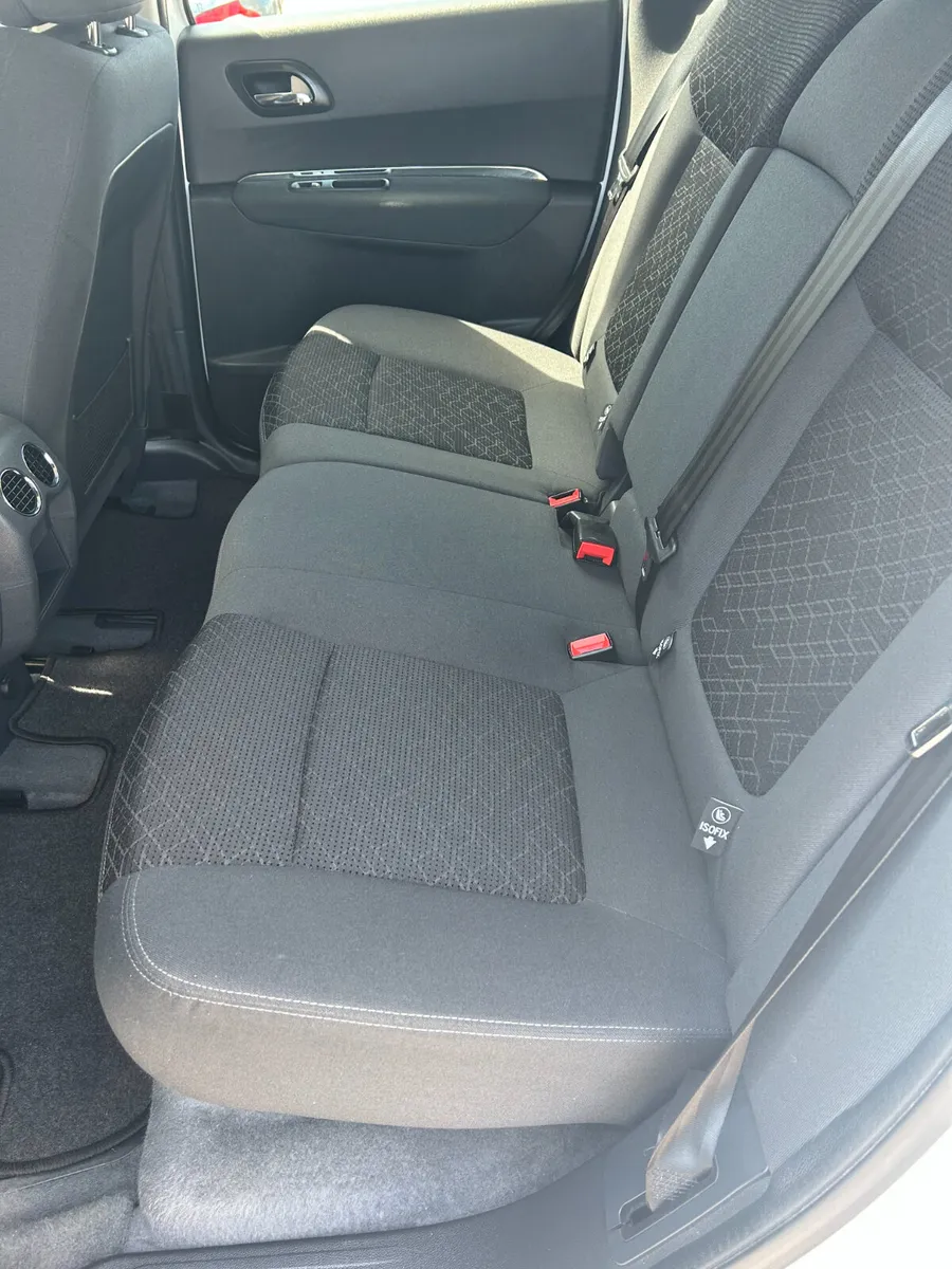 Peugeot 3008 SUV, Petrol, 2016, White