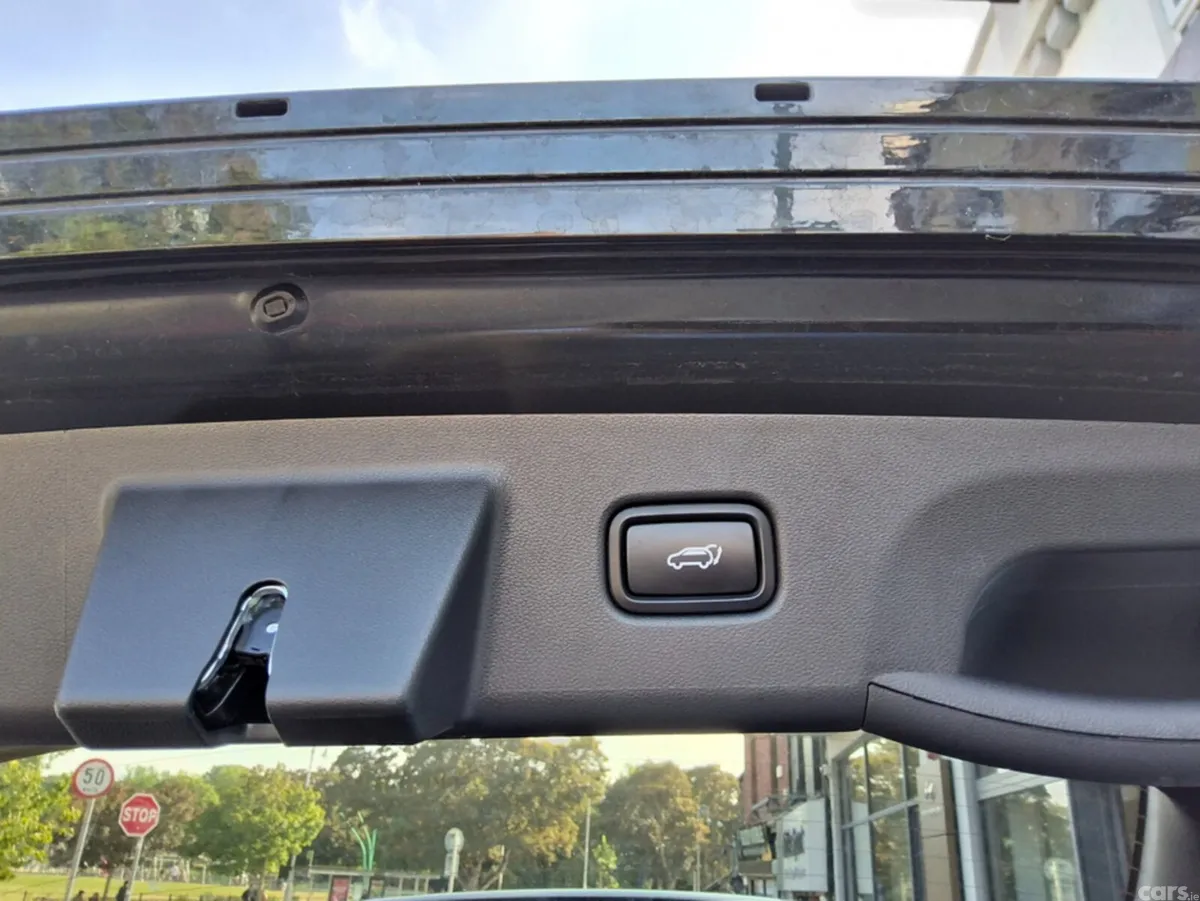 Hyundai Tucson SUV, Petrol Hybrid, 2024, Black
