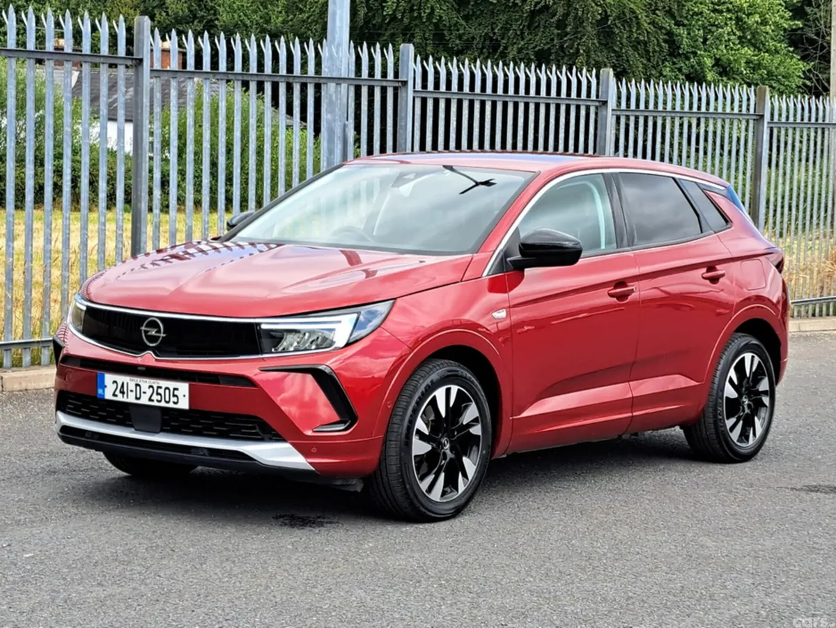 Opel Grandland SUV, Petrol Plug-in Hybrid, 2024, Red