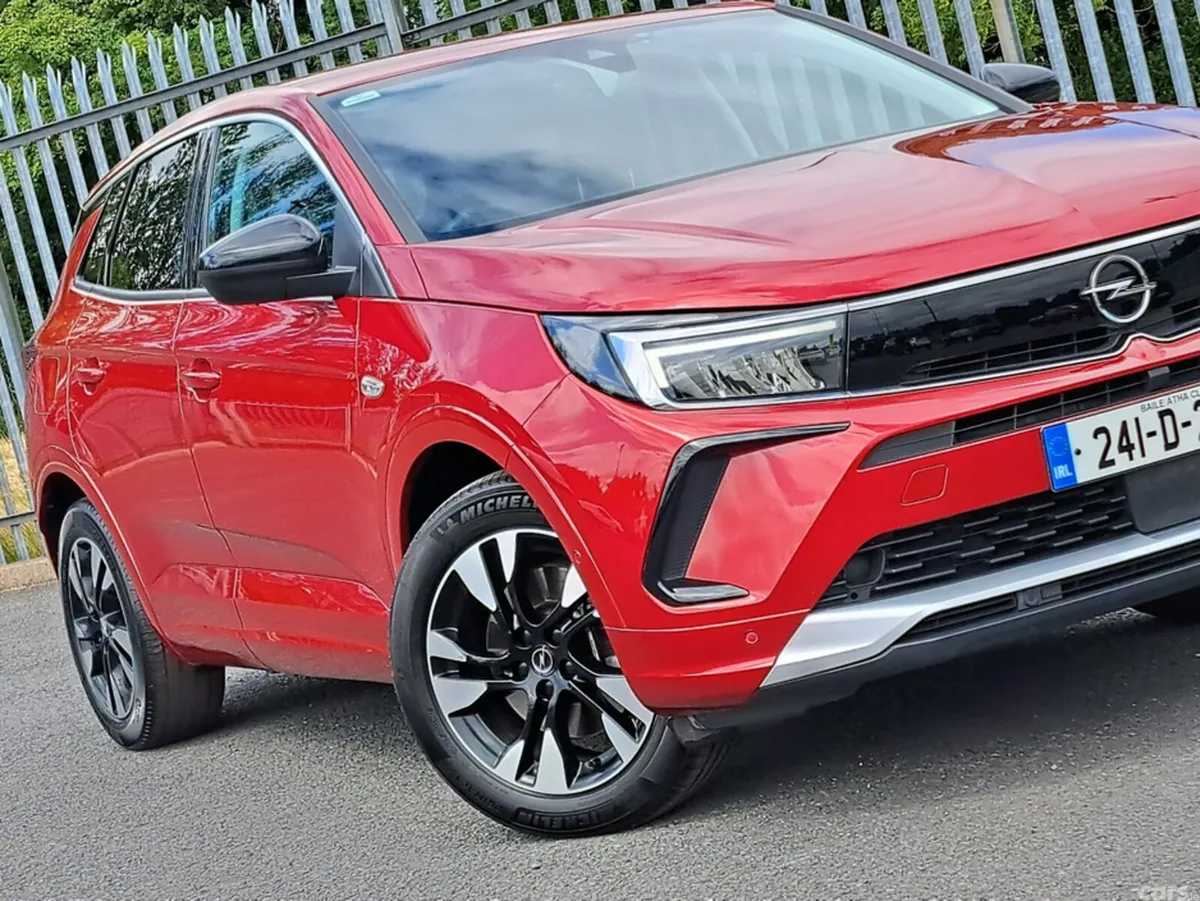 Opel Grandland SUV, Petrol Plug-in Hybrid, 2024, Red