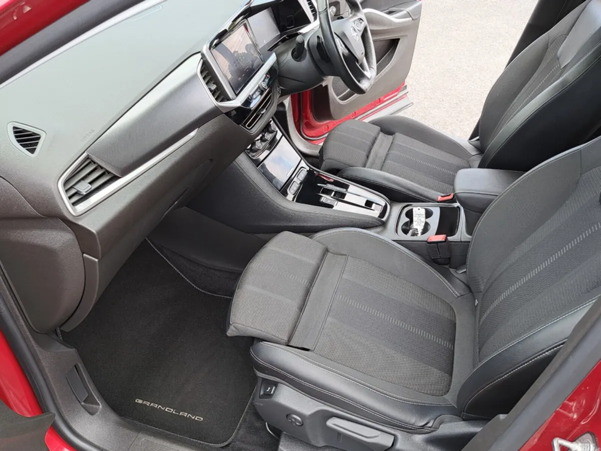 Opel Grandland SUV, Petrol Plug-in Hybrid, 2024, Red