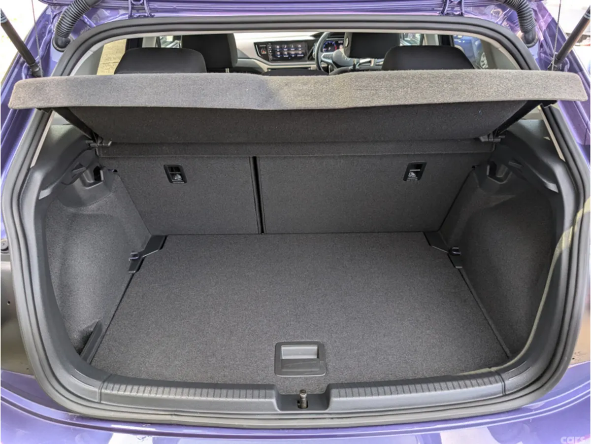 Volkswagen Polo Hatchback, Petrol, 2022, Purple
