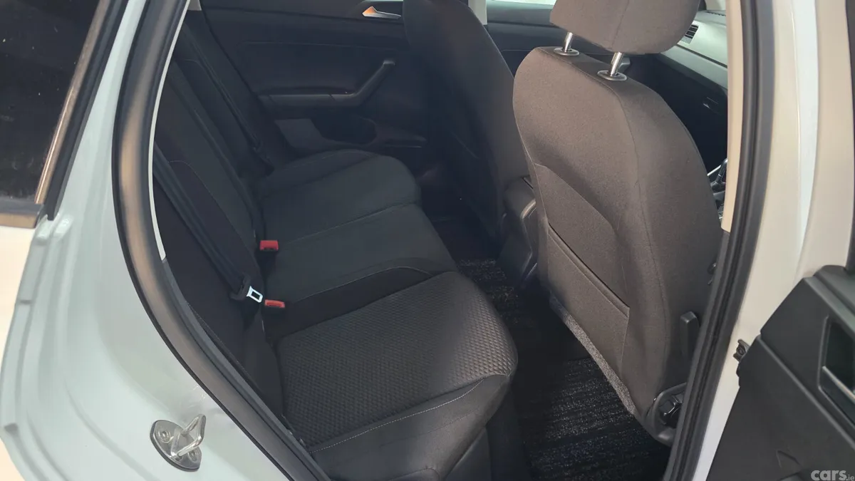 Volkswagen Polo Hatchback, Petrol, 2018, White