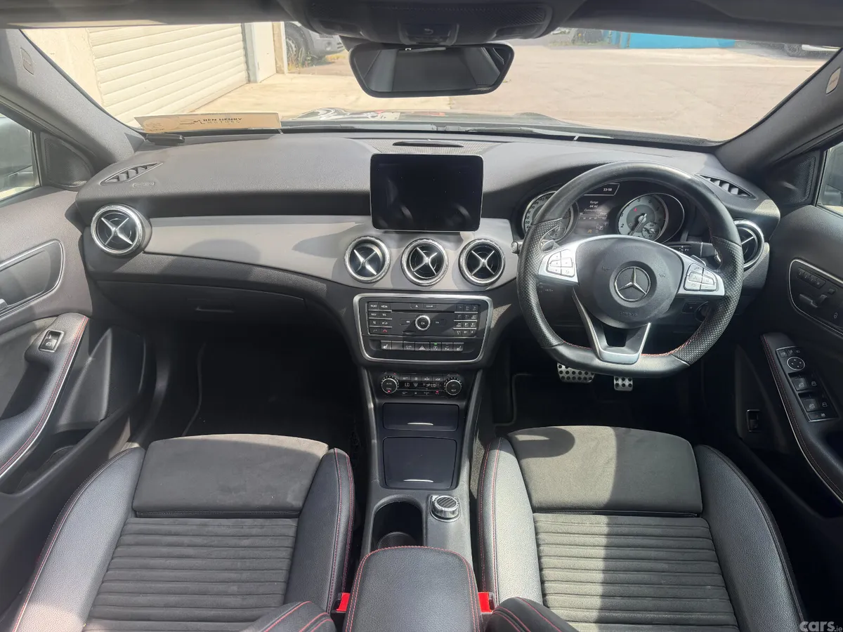 Mercedes-Benz GLA SUV, Petrol, 2017, Grey