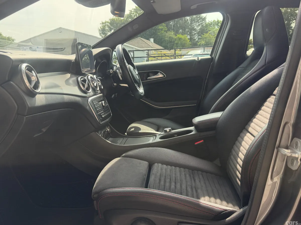 Mercedes-Benz GLA SUV, Petrol, 2017, Grey