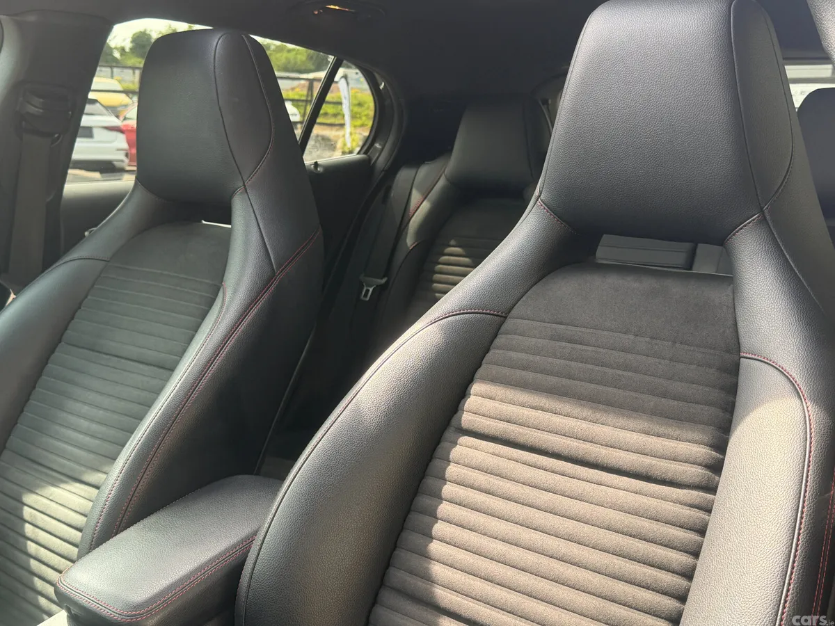 Mercedes-Benz GLA SUV, Petrol, 2017, Grey