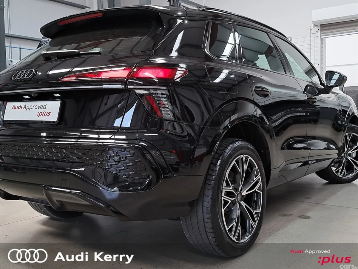 Audi Q3 SUV, Petrol Plug-in Hybrid, 2026, Black