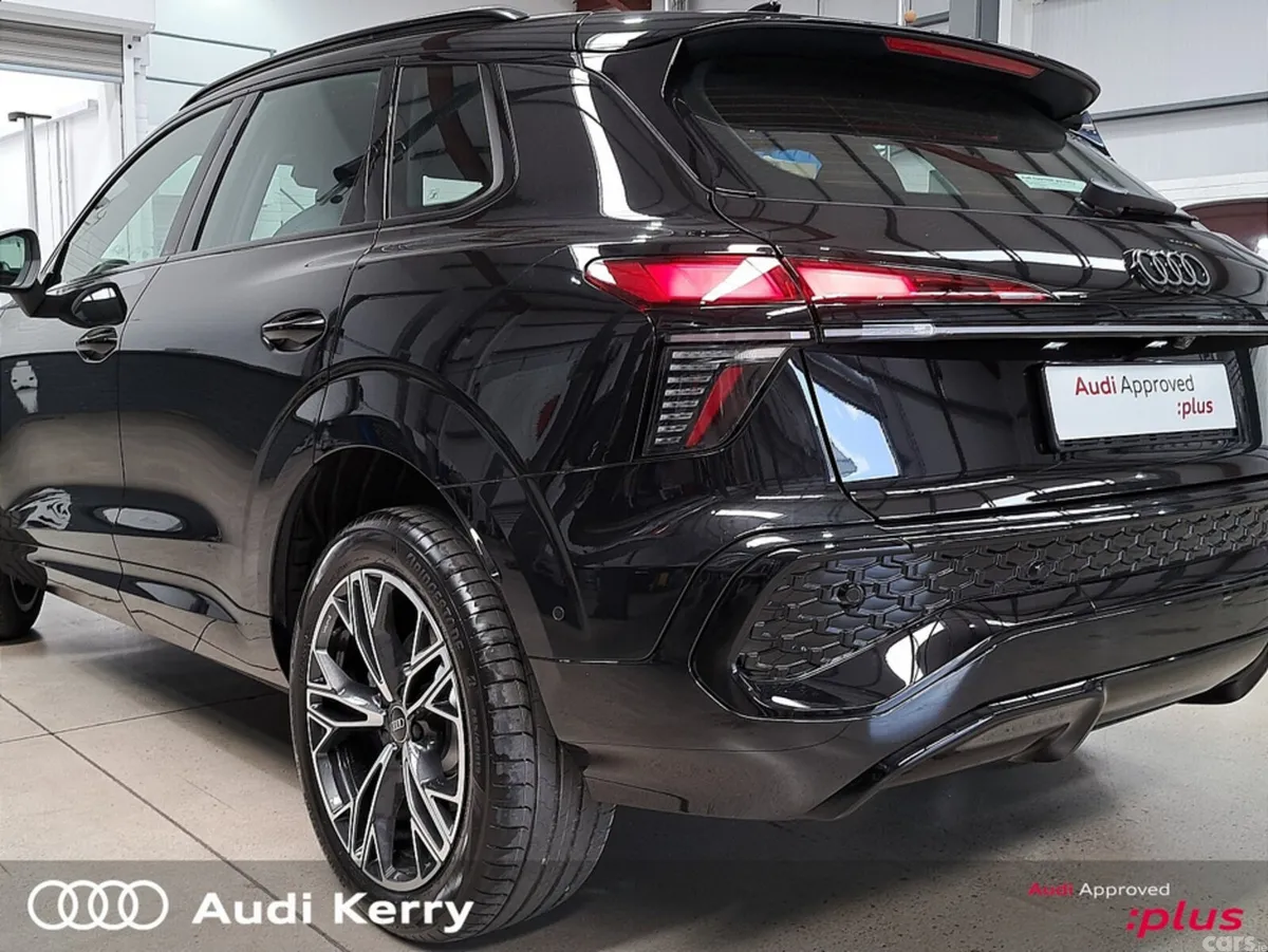 Audi Q3 SUV, Petrol Plug-in Hybrid, 2026, Black