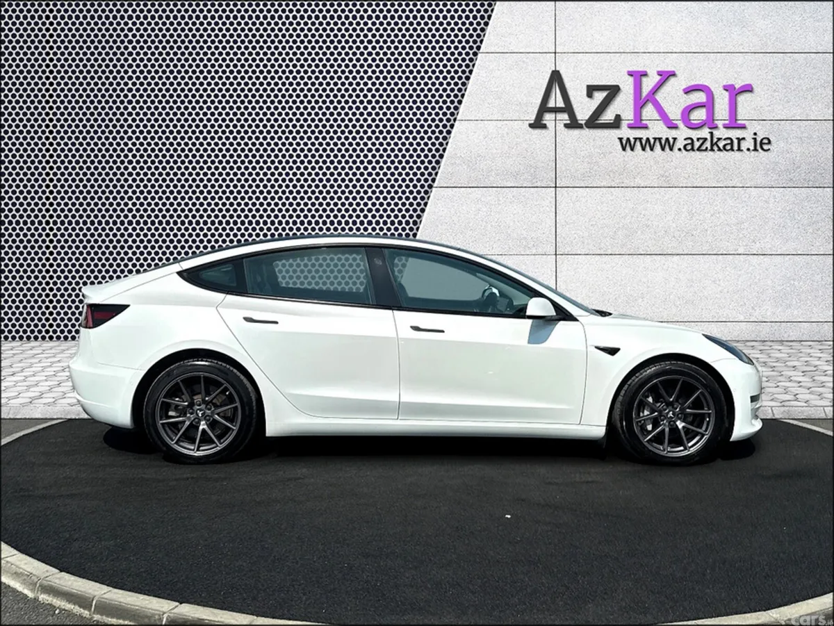 Tesla Model 3 Saloon, Electric, 2022, White