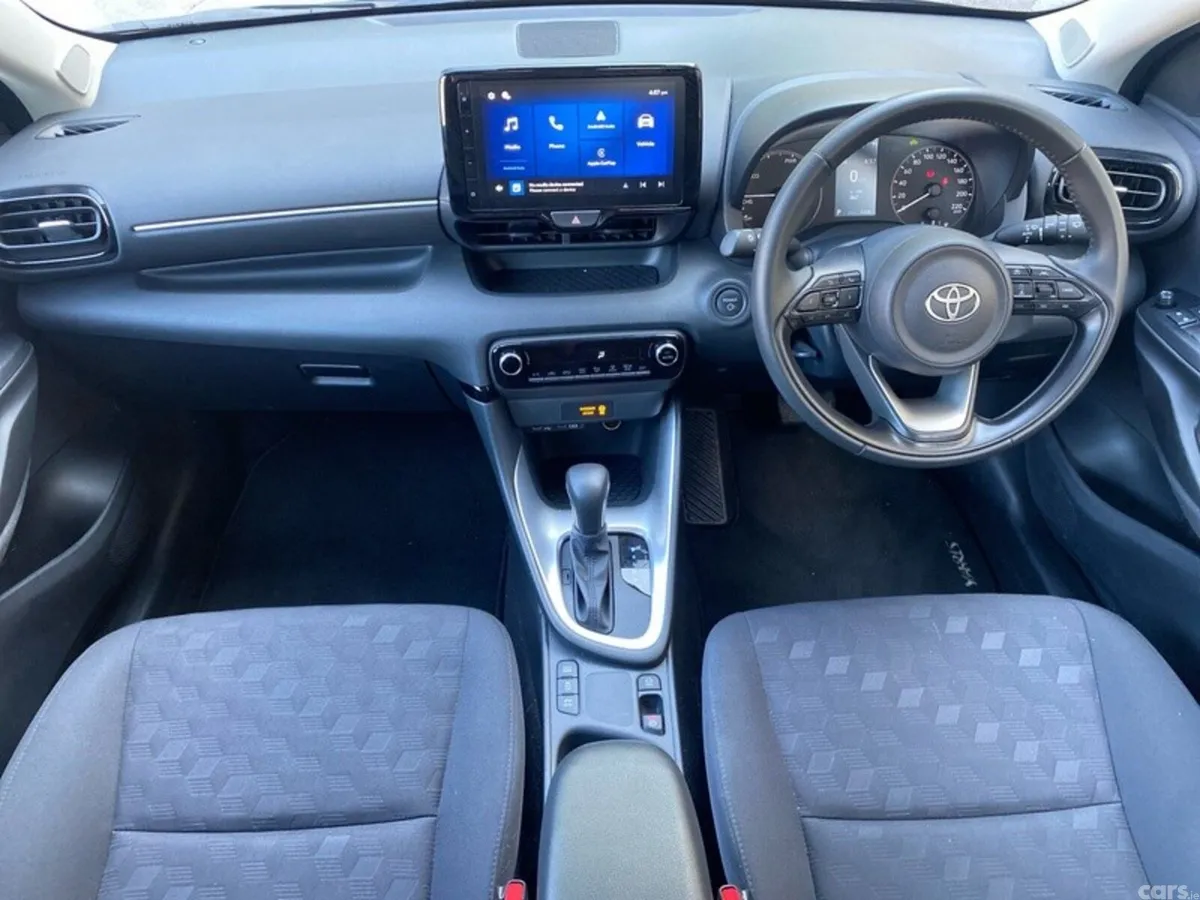 Toyota Yaris Hatchback, Petrol Hybrid, 2026, Black
