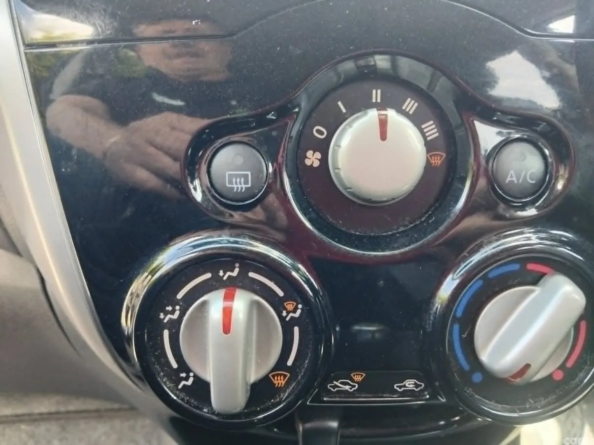 Nissan Note MPV, Diesel, 2016, Red