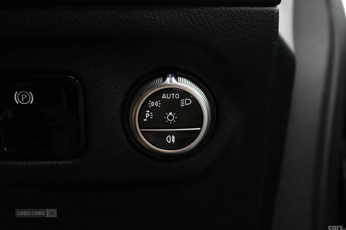 Mercedes-Benz EQE Saloon, Electric, 2022, Grey