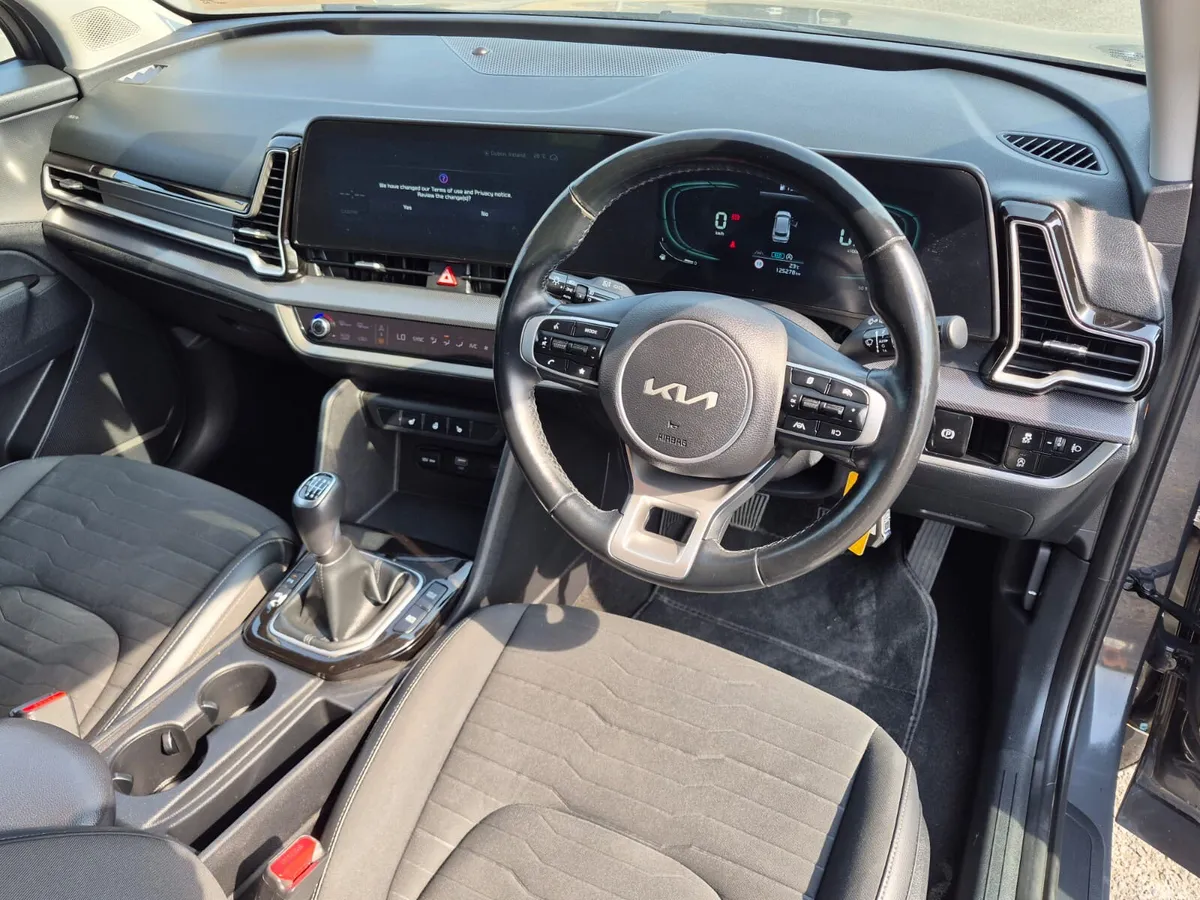 Kia Sportage SUV, Diesel Hybrid, 2023, Grey