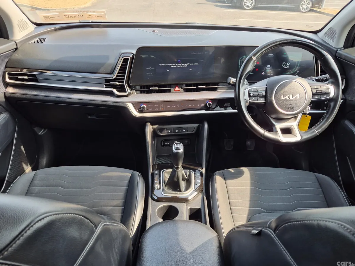 Kia Sportage SUV, Diesel Hybrid, 2023, Grey