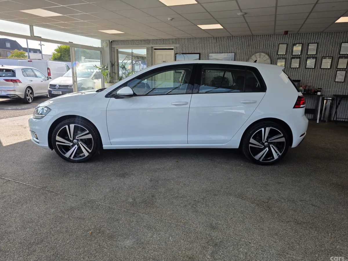 Volkswagen Golf Estate, Petrol, 2019, White