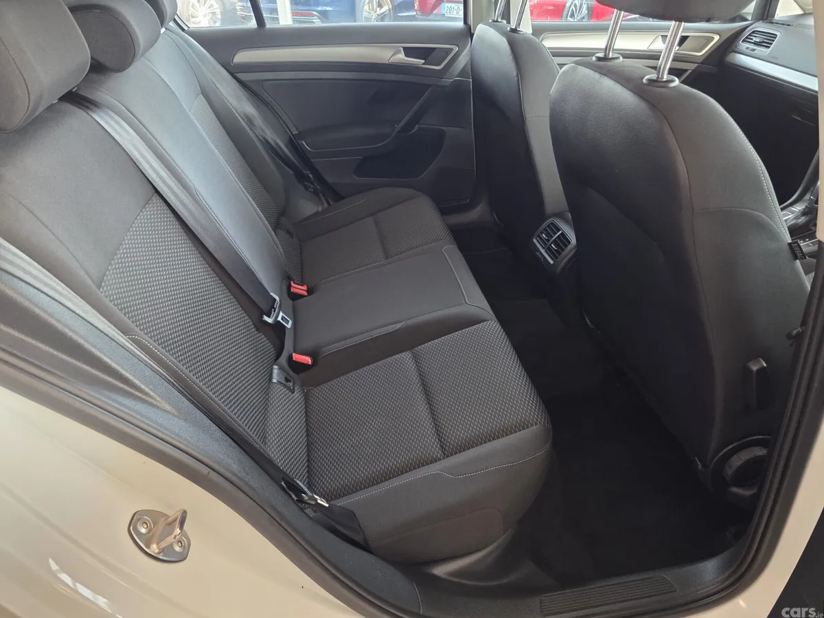 Volkswagen Golf Estate, Petrol, 2019, White
