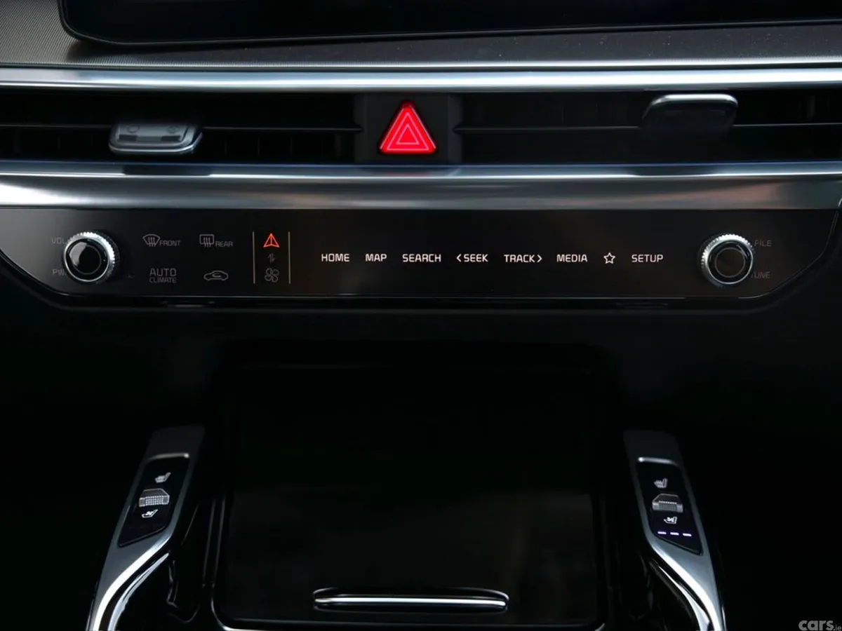 Kia Sorento SUV, Petrol Plug-in Hybrid, 2027, Black