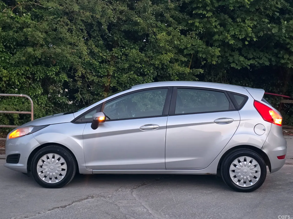 Ford Fiesta Hatchback, Diesel, 2013, Silver
