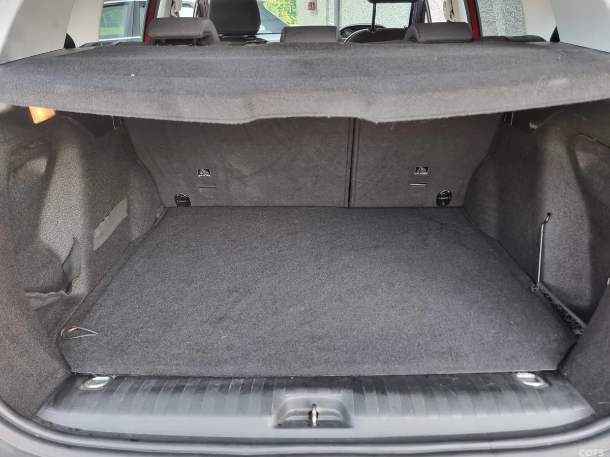 Peugeot 2008 Estate, Diesel, 2017, Red