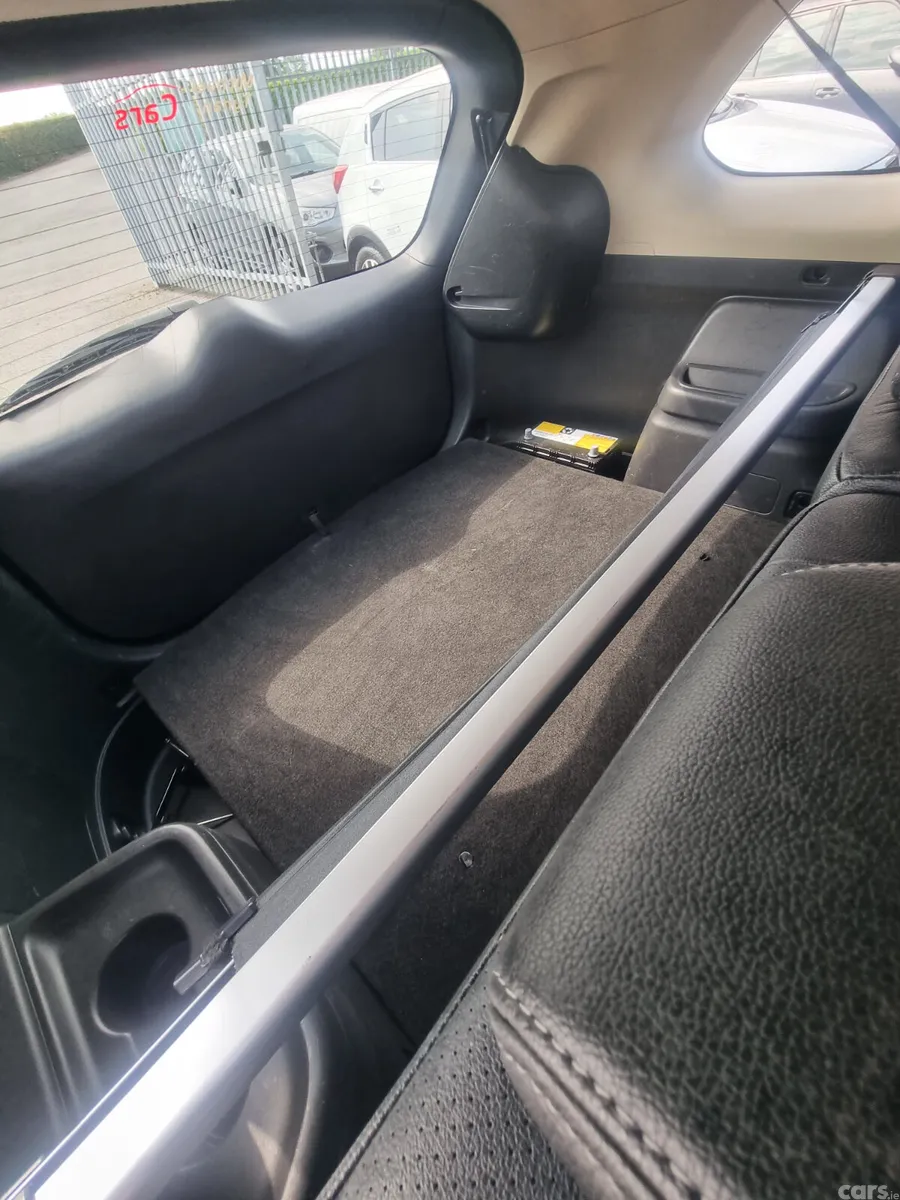Mitsubishi Outlander SUV, Petrol Plug-in Hybrid, 2015, Black