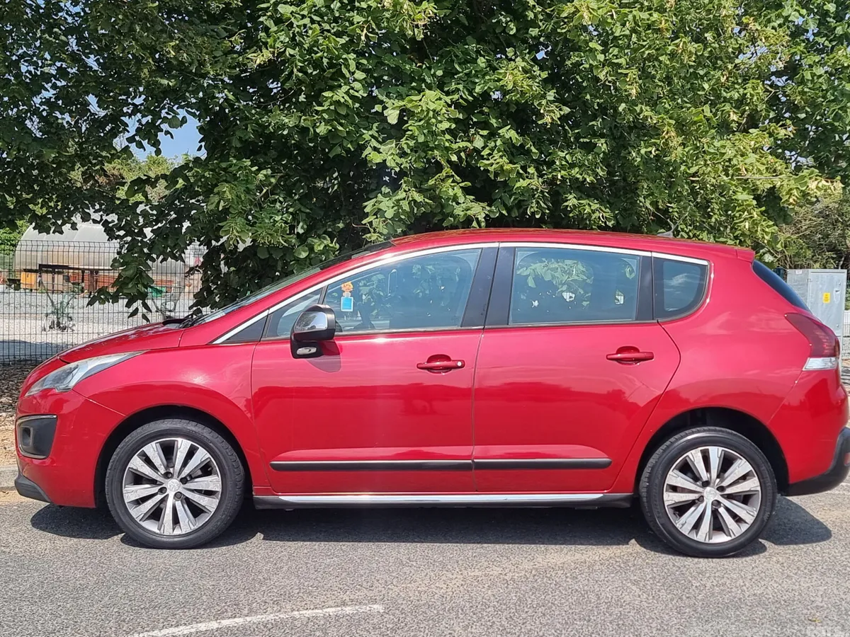 Peugeot 3008 SUV, Diesel, 2015, Red
