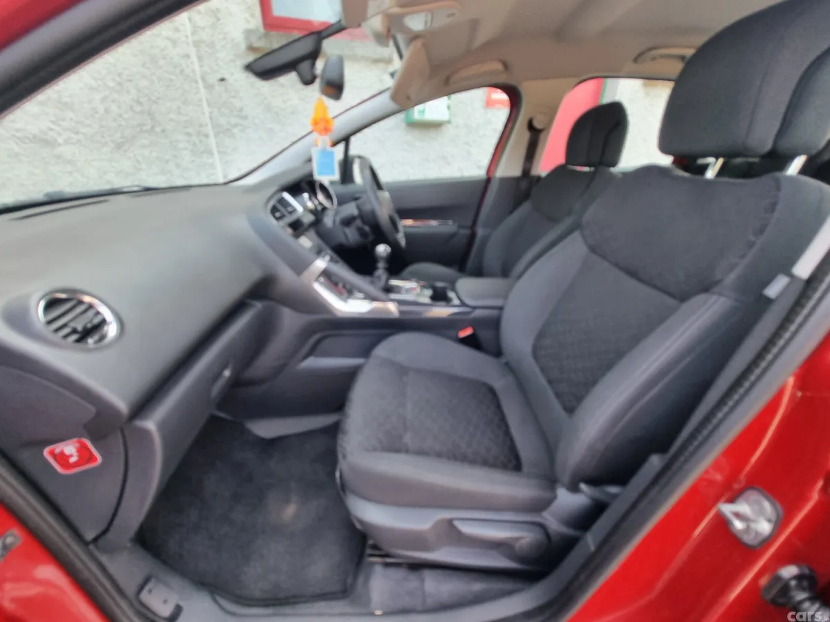 Peugeot 3008 SUV, Diesel, 2015, Red
