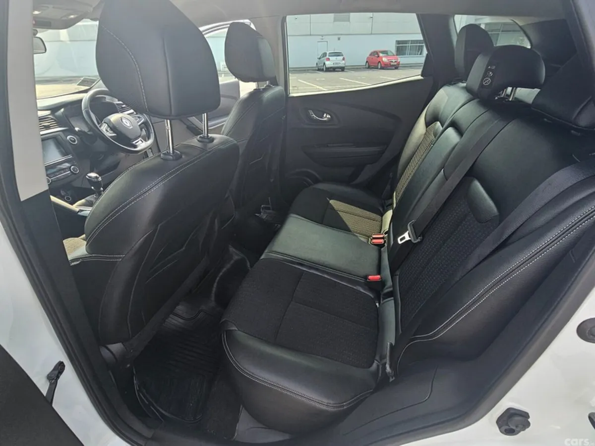 Renault Kadjar SUV, Diesel, 2016, White