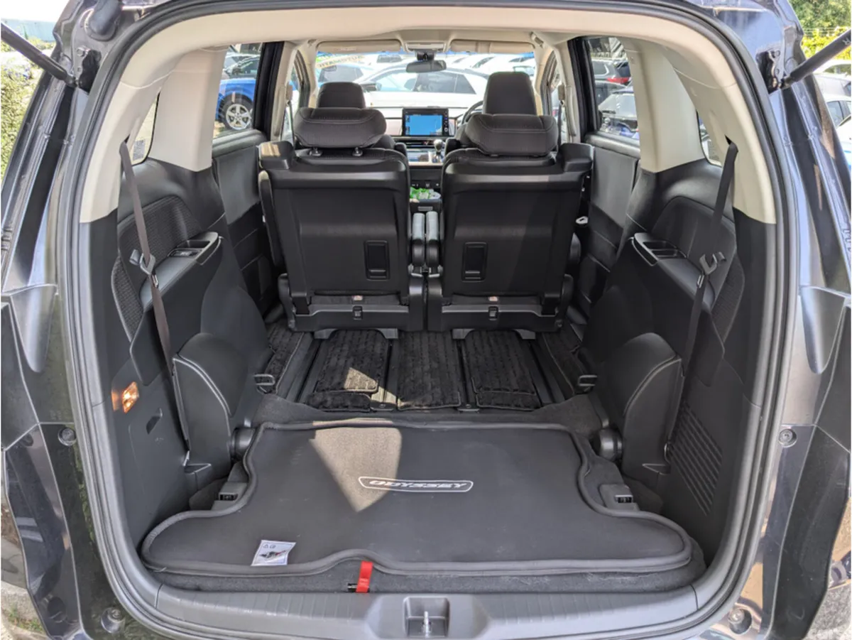 Honda Odyssey MPV, Petrol Hybrid, 2021, Black