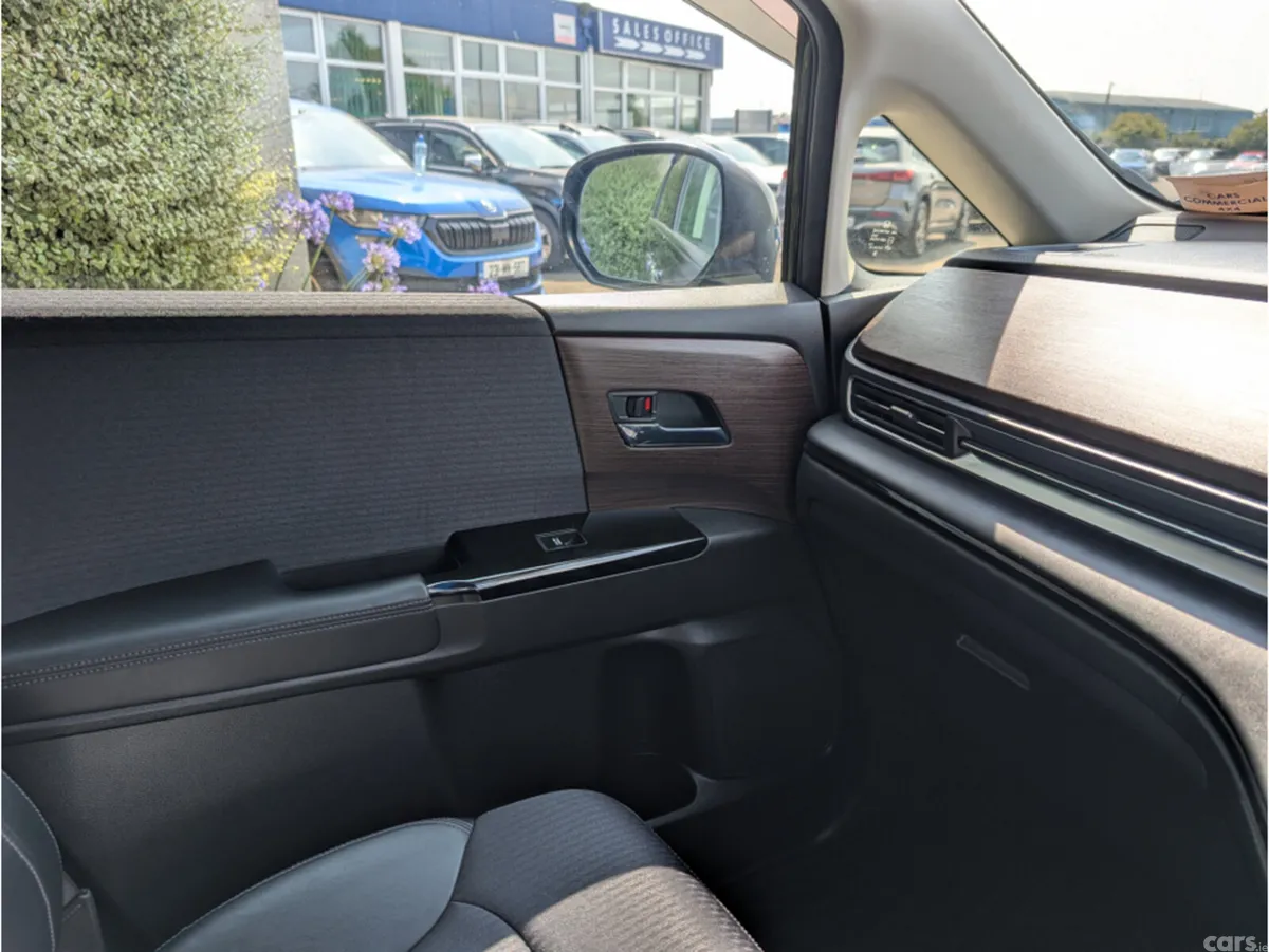 Honda Odyssey MPV, Petrol Hybrid, 2021, Black