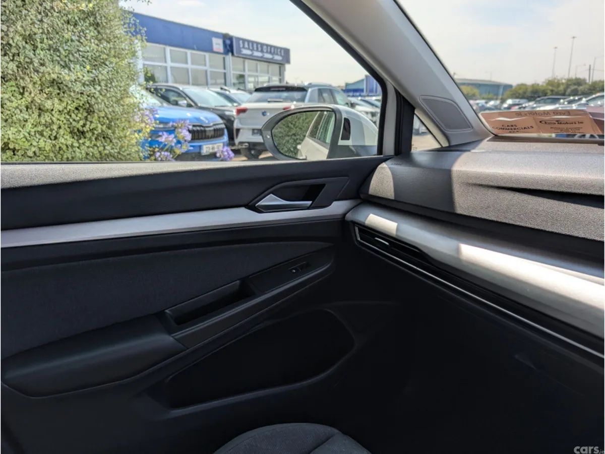 Volkswagen Golf Hatchback, Petrol, 2024, White