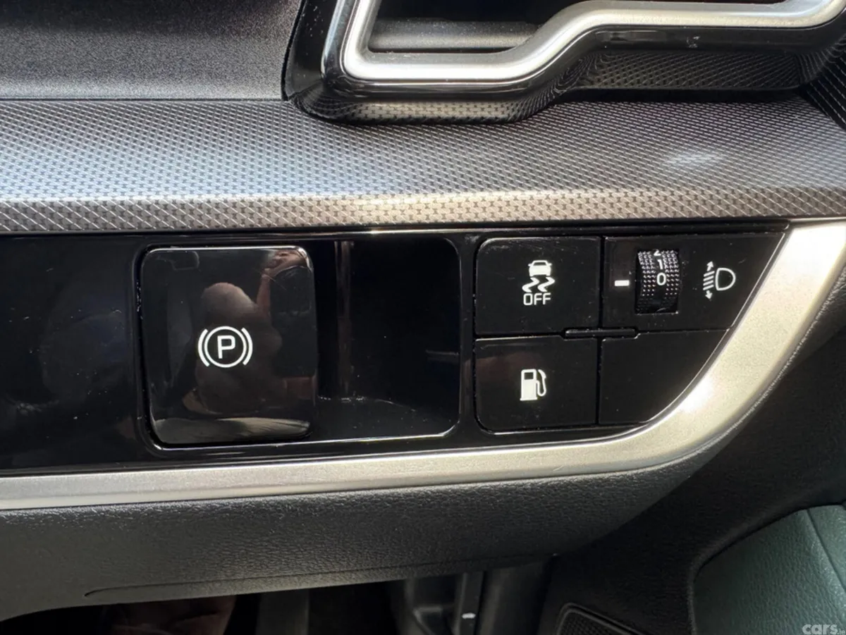 Kia Sportage MPV, Petrol Plug-in Hybrid, 2025, Black
