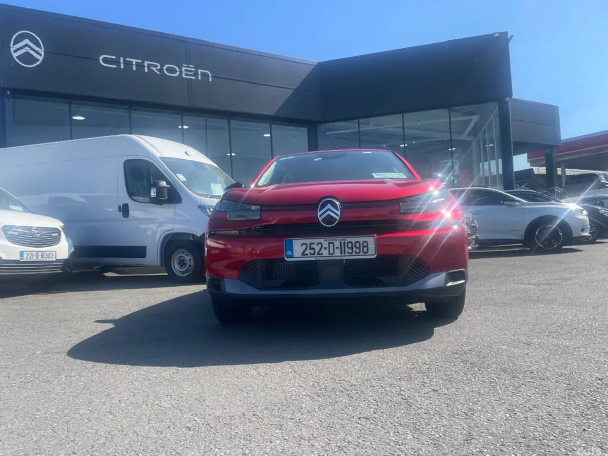 Citroen C4 Hatchback, Petrol, 2025, Red