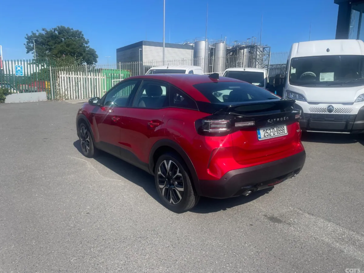 Citroen C4 Hatchback, Petrol, 2025, Red