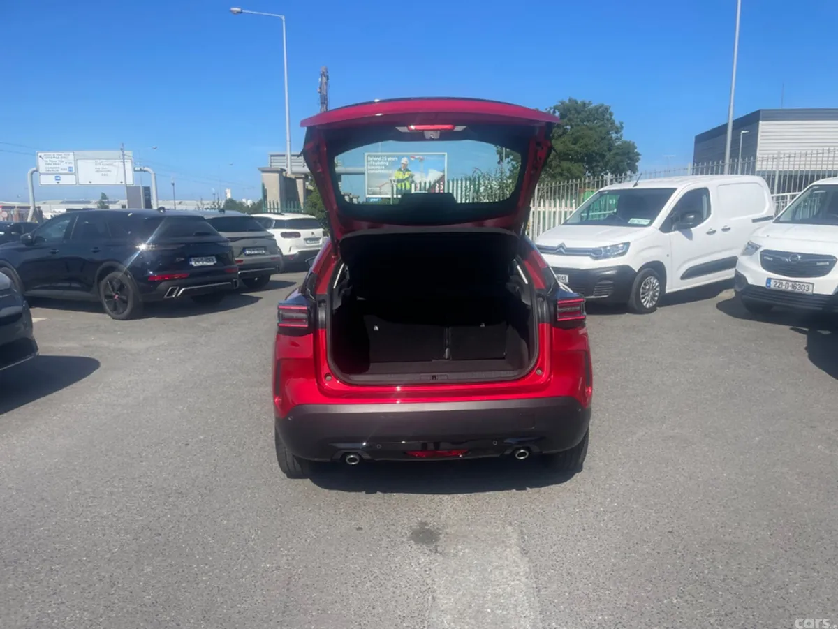 Citroen C4 Hatchback, Petrol, 2025, Red