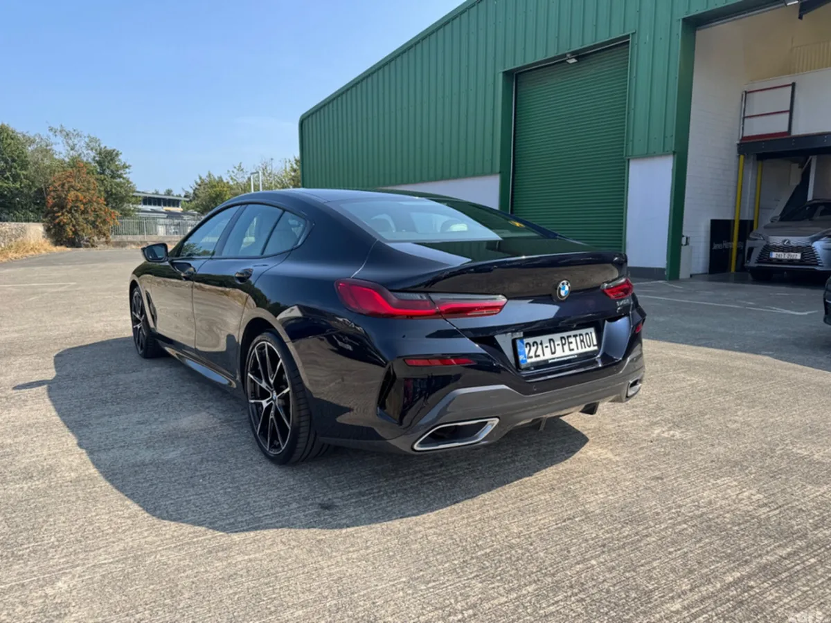 BMW 8-Series Coupe, Petrol, 2022, Black