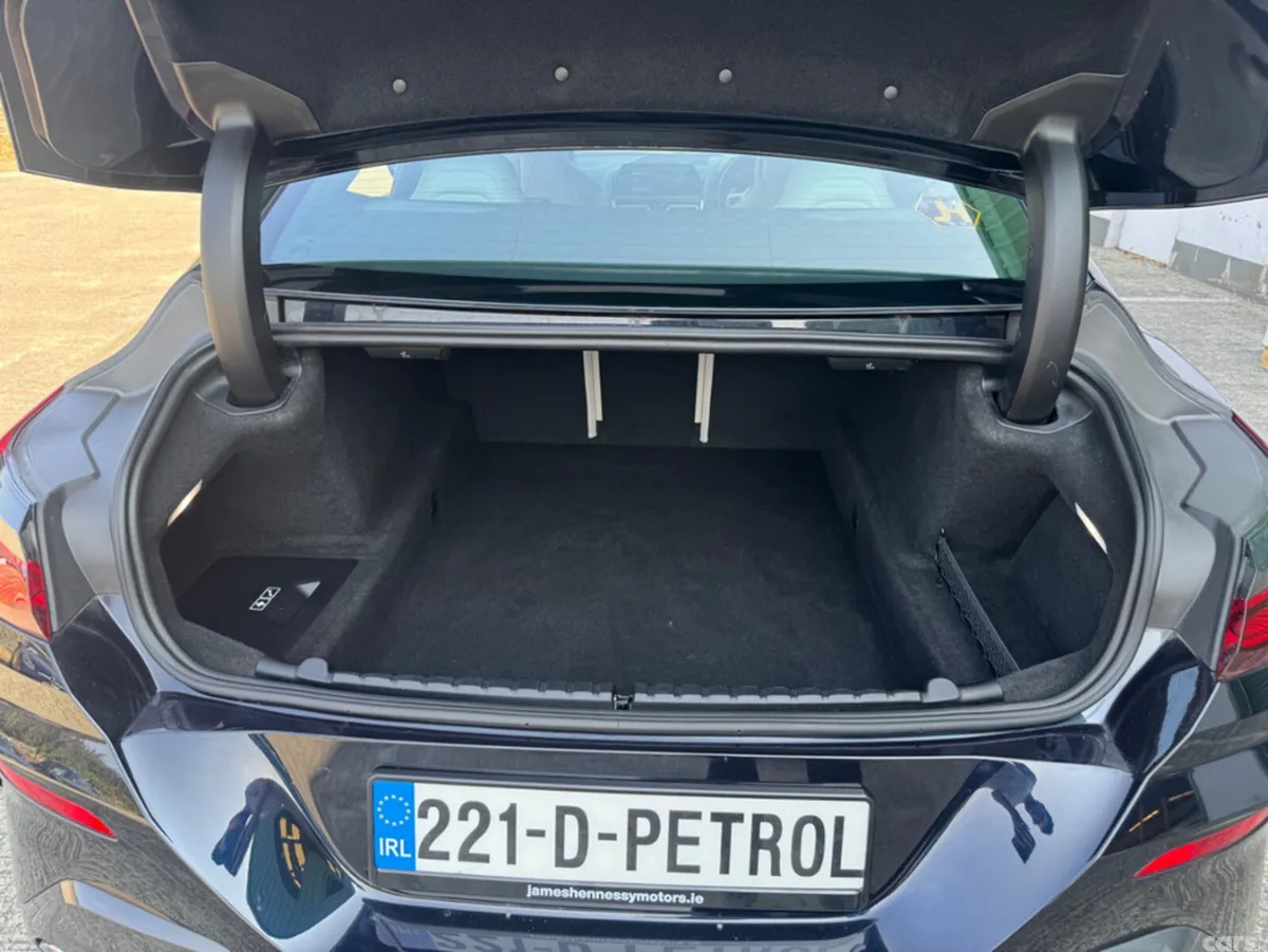 BMW 8-Series Coupe, Petrol, 2022, Black