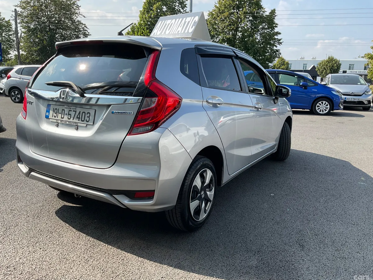 Honda Fit Hatchback, Petrol, 2019, Silver
