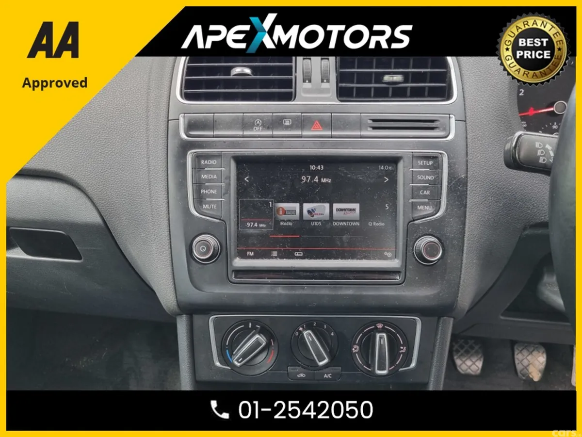 Volkswagen Polo Hatchback, Petrol, 2015, Blue