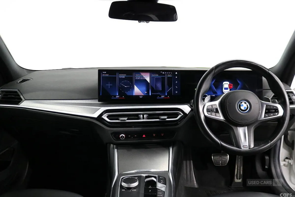 BMW 3-Series Saloon, Petrol Hybrid, 2023, White