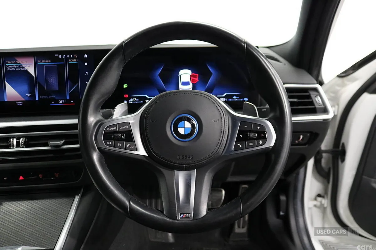 BMW 3-Series Saloon, Petrol Hybrid, 2023, White