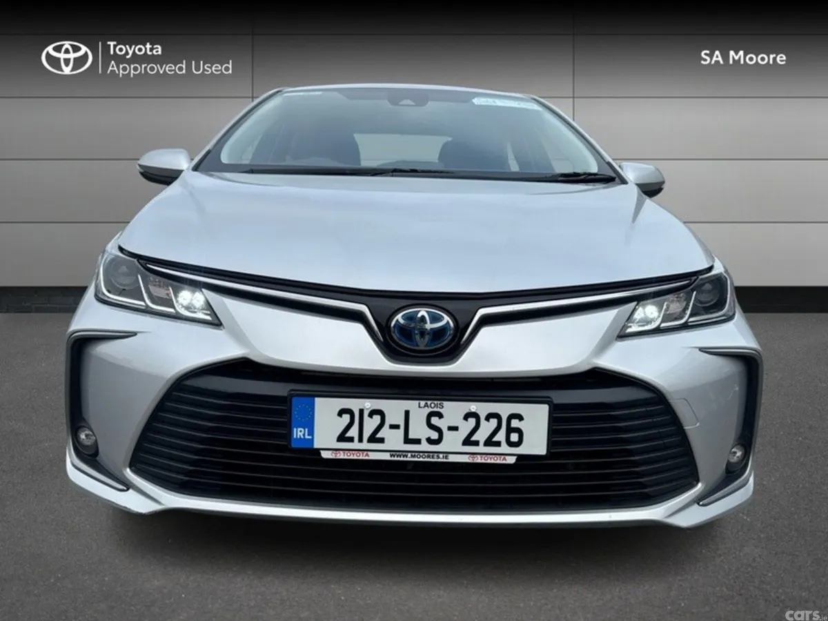 Toyota Corolla Saloon, Petrol Hybrid, 2021, Grey