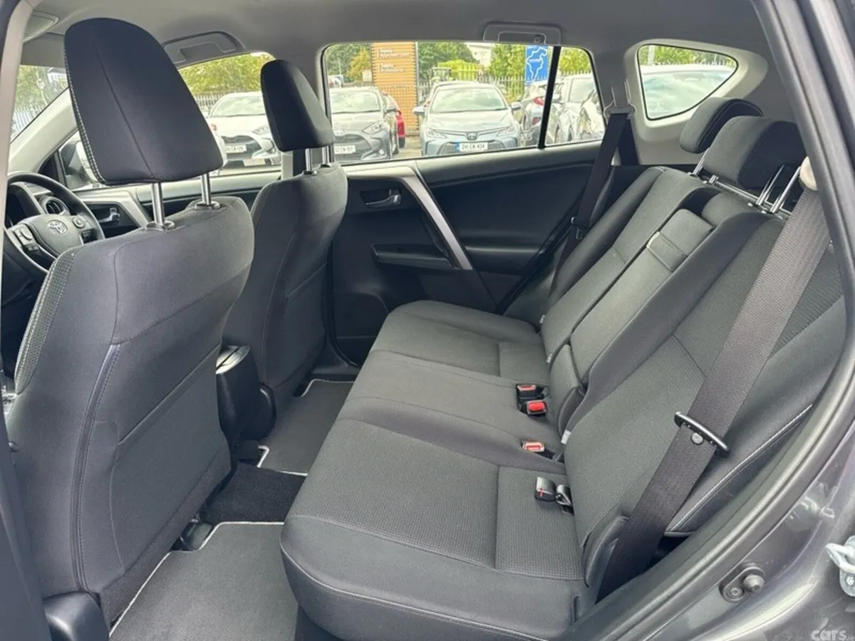Toyota RAV4 SUV, Petrol Hybrid, 2018, Grey