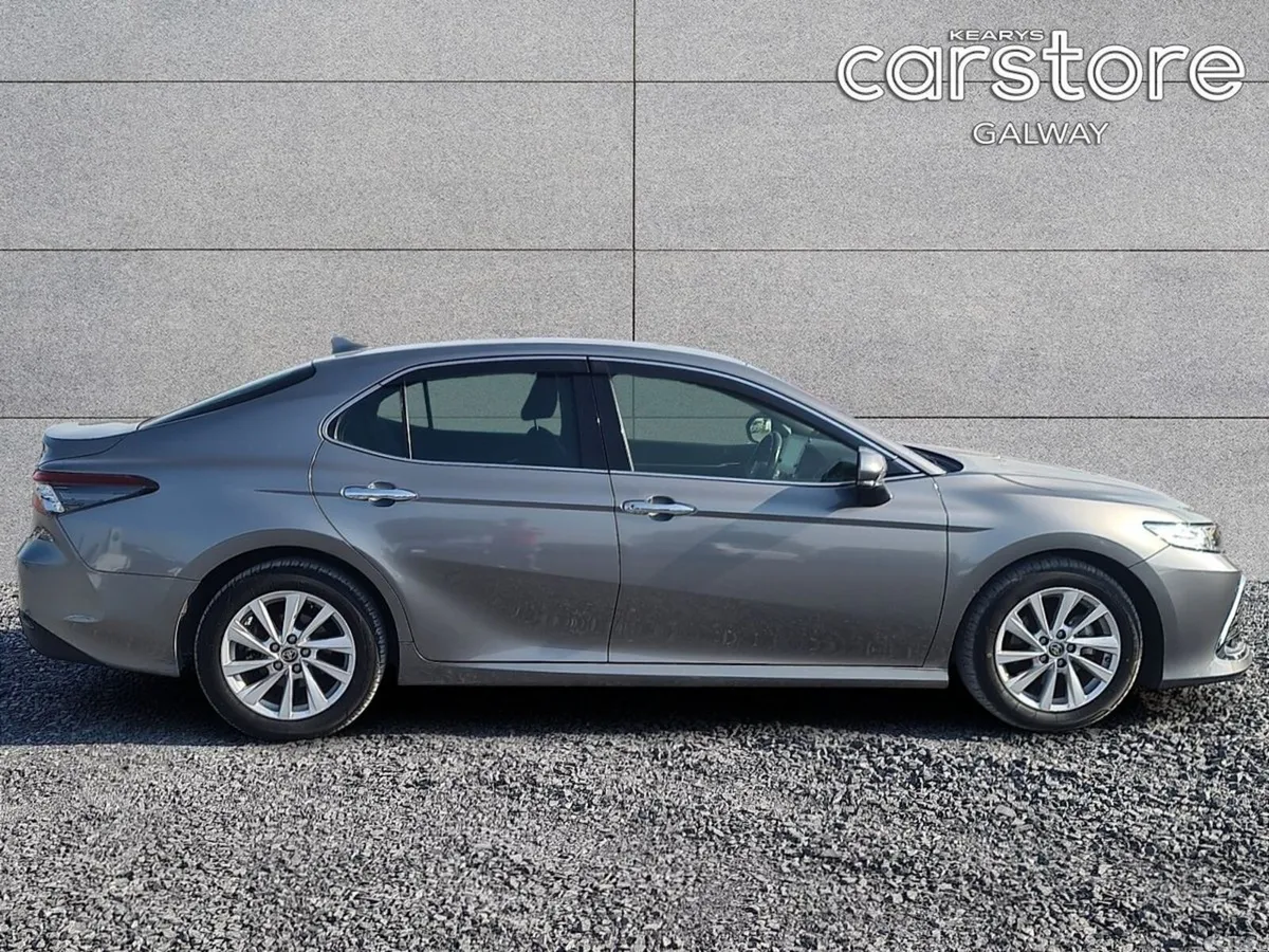 Toyota Camry Saloon, Petrol Hybrid, 2021, Grey