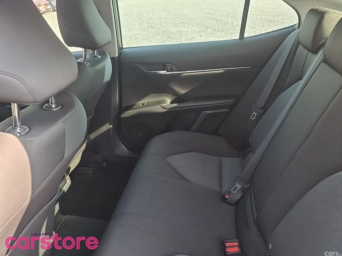 Toyota Camry Saloon, Petrol Hybrid, 2021, Grey